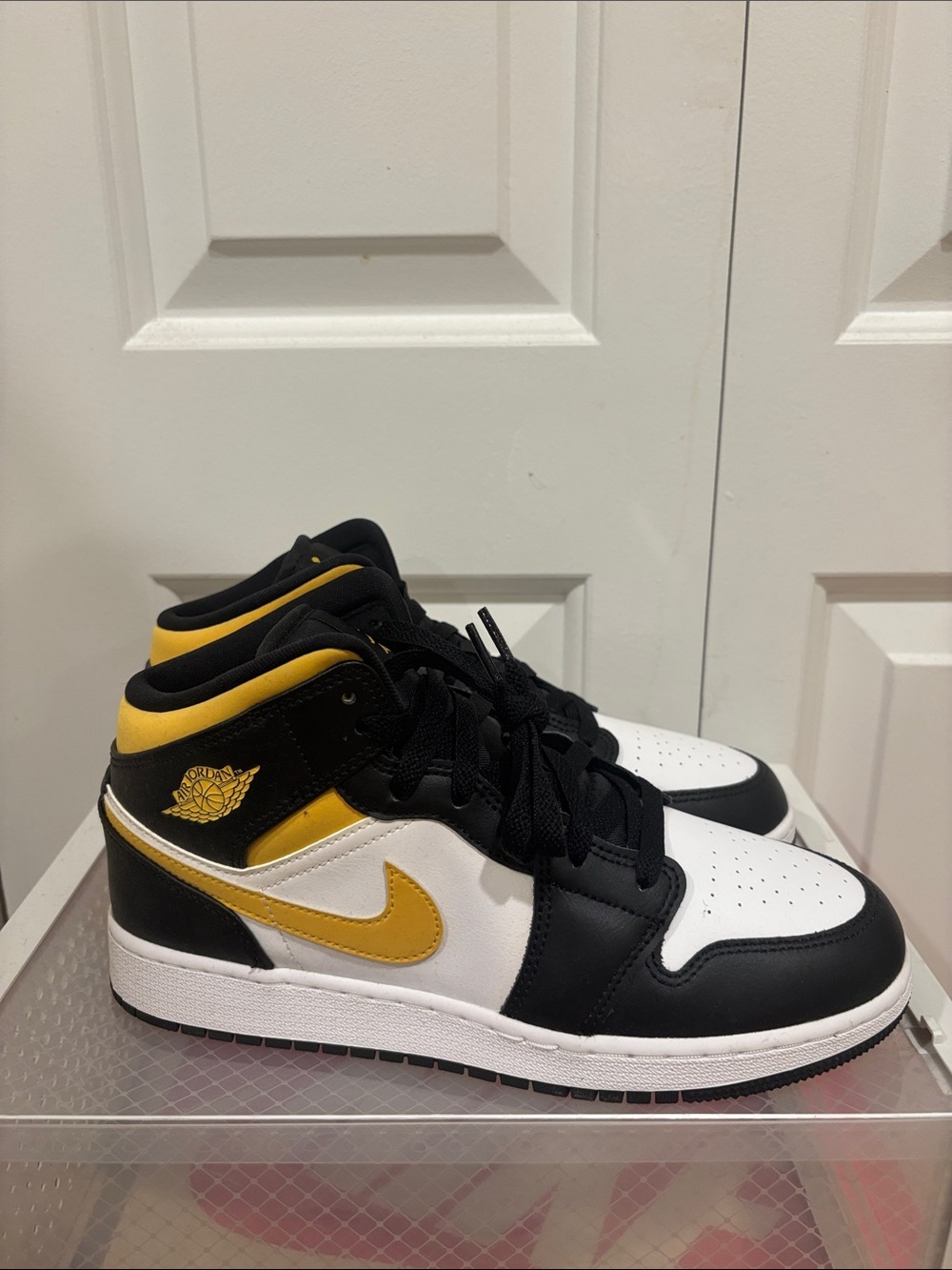 Nike Mid-Top Sneakers in Black, White & Yellow